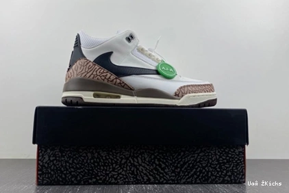 3 136064-168 Scott Air x Travis Jordan 364 SportInspired 0718